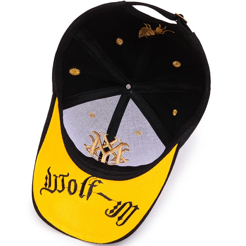 Totem Embroidered Baseball Cap Fashion Men Women Caps